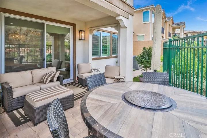 235 Morro Way 1, Simi Valley, California 93065