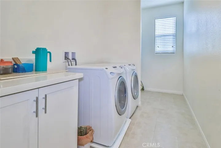 235 Morro Way 1, Simi Valley, California 93065