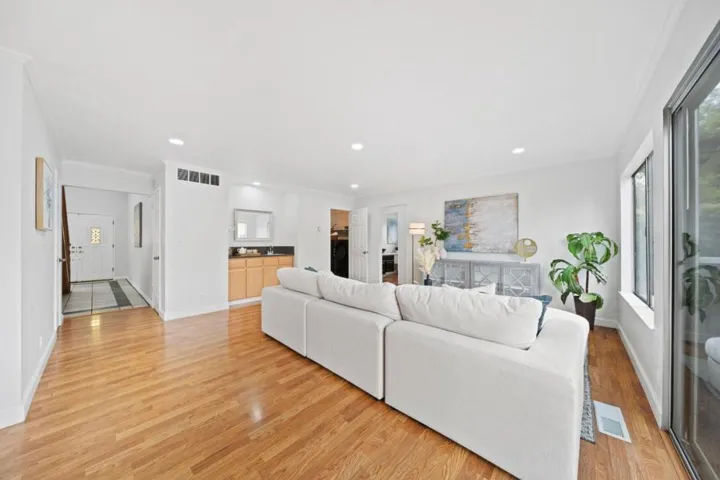 1055 Tuers Court, San Jose, California 95121