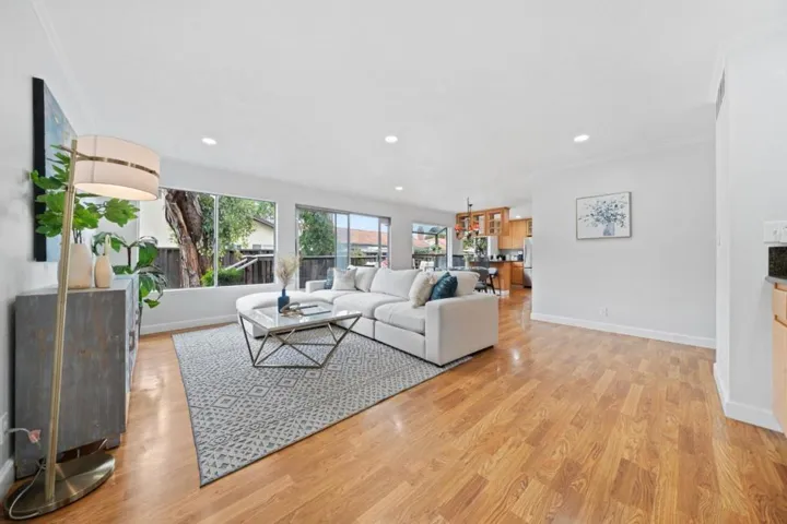 1055 Tuers Court, San Jose, California 95121