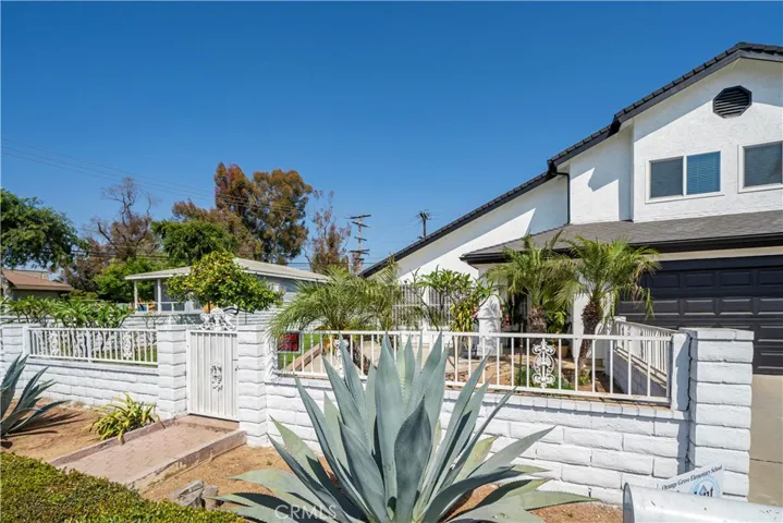 5808 Pioneer Boulevard, Whittier, California 90606