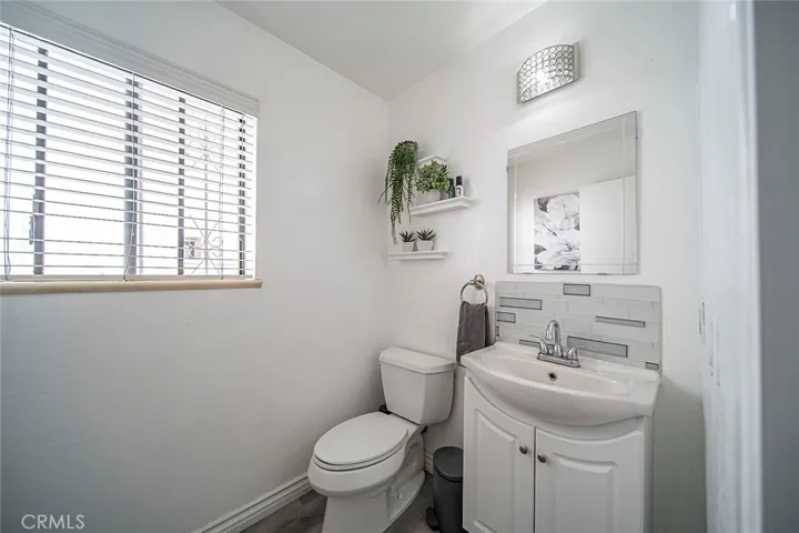 5808 Pioneer Boulevard, Whittier, California 90606