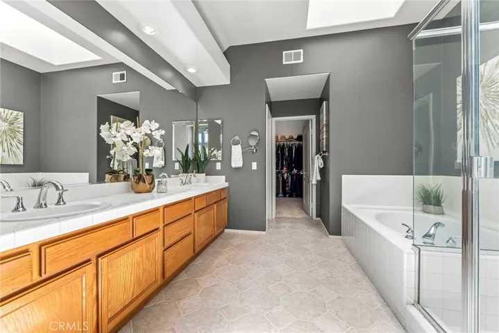 338 S San Vicente Lane, Anaheim Hills, California 92807