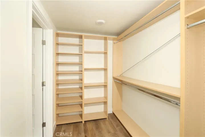 3702 Seneca Avenue, Los Angeles, California 90039
