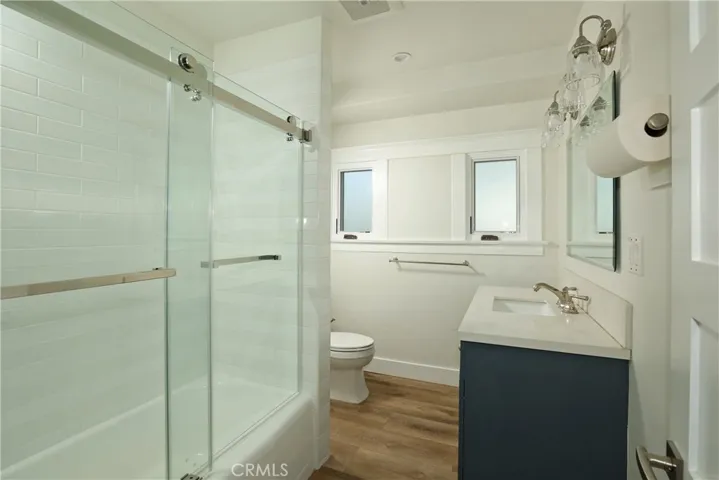 3702 Seneca Avenue, Los Angeles, California 90039
