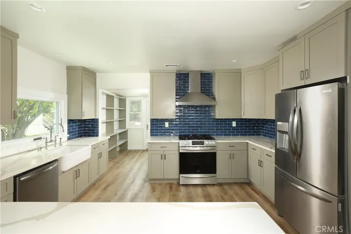 3702 Seneca Avenue, Los Angeles, California 90039