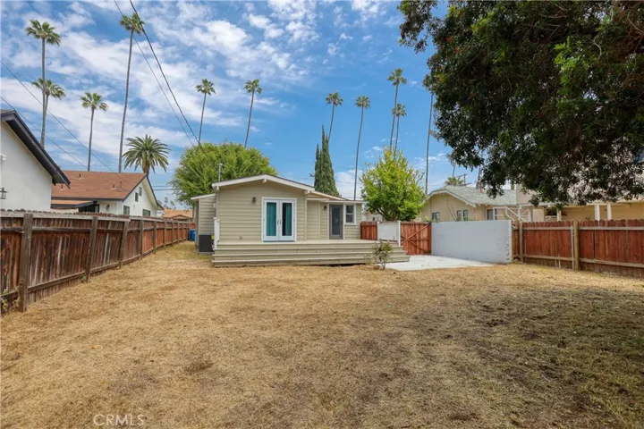 3702 Seneca Avenue, Los Angeles, California 90039