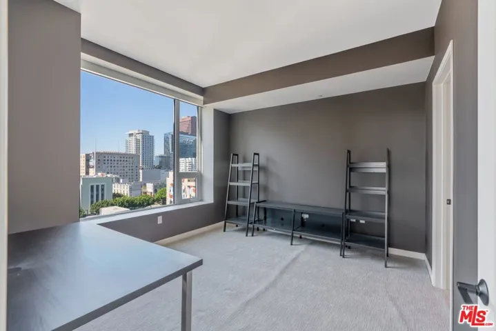 1050 S Grand Avenue 1001, Los Angeles, California 90015