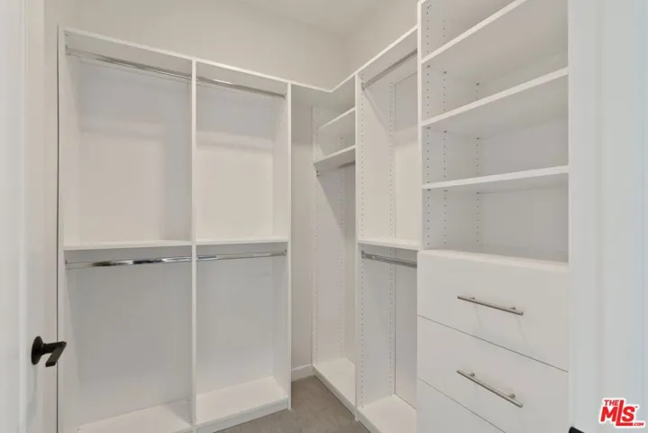 1050 S Grand Avenue 1001, Los Angeles, California 90015