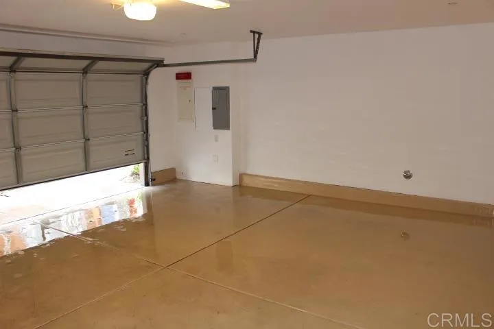 9913 Leavesly Trail, Santee, California 92071