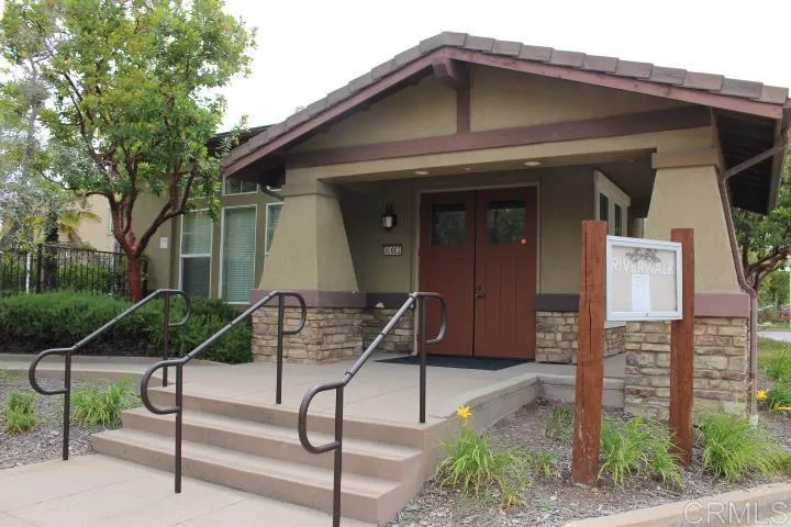 9913 Leavesly Trail, Santee, California 92071