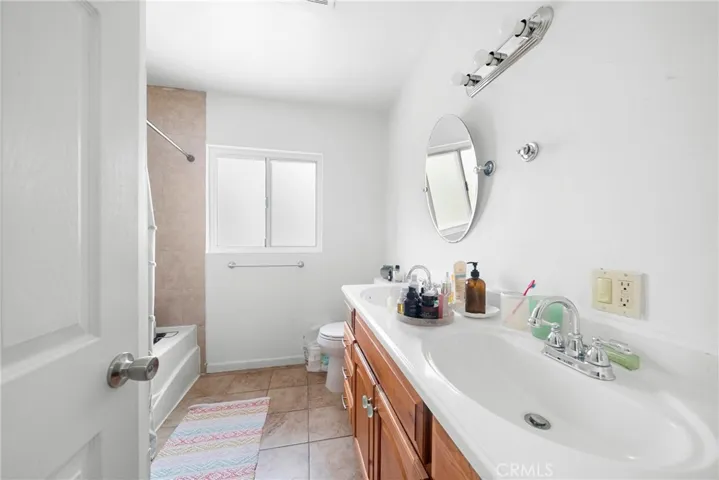 1833 E Appleton Street 12, Long Beach, California 90802