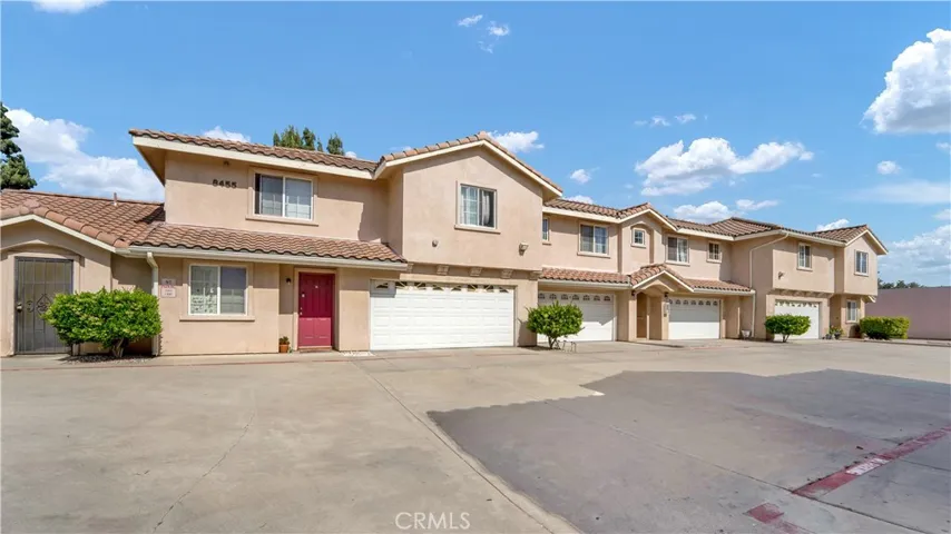 8421 Oleander Avenue, Fontana, California 92335