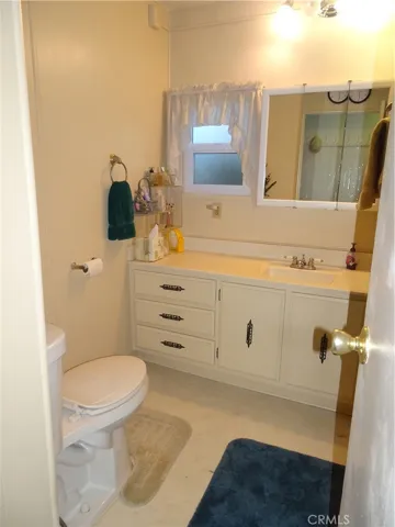 Guest Bath single sink