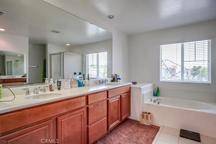 31525 Kailua Drive, Winchester, California 92596