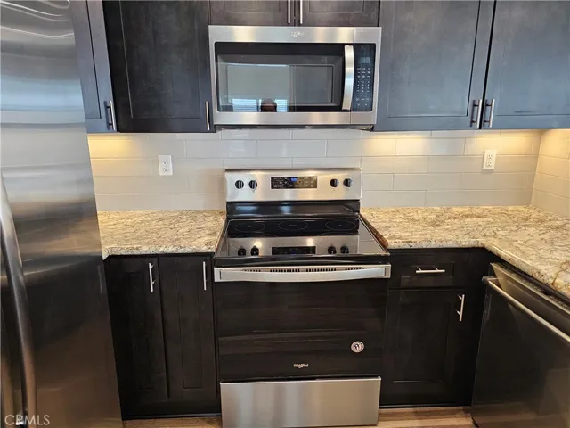 Whirlpool electric range and microwave