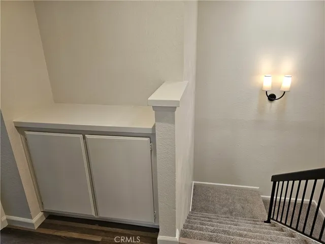 Hall storage