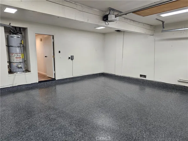 Direct access garage with newly installed epoxy floors