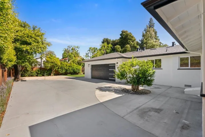 547 Jefferson Drive, Palo Alto, California 94303