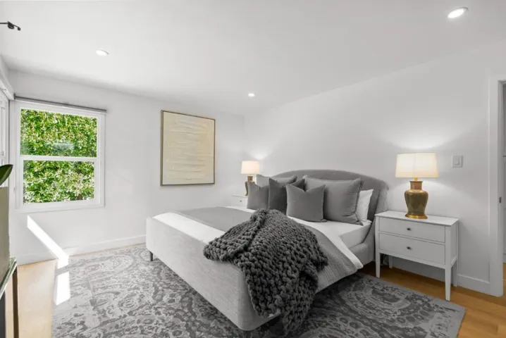 547 Jefferson Drive, Palo Alto, California 94303