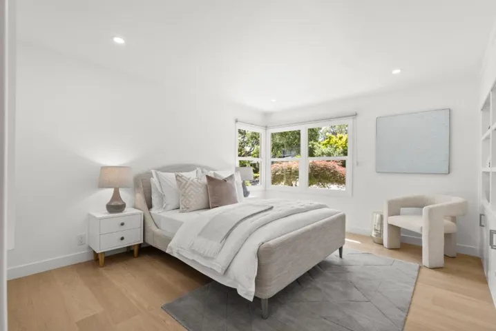 547 Jefferson Drive, Palo Alto, California 94303