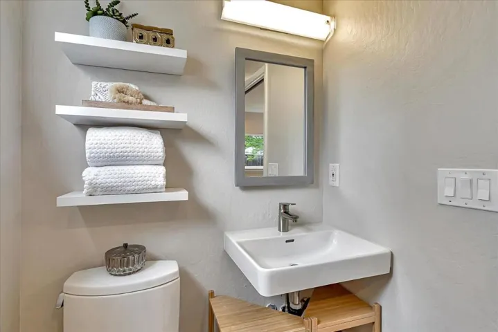 945 Scott Court, Campbell, California 95008