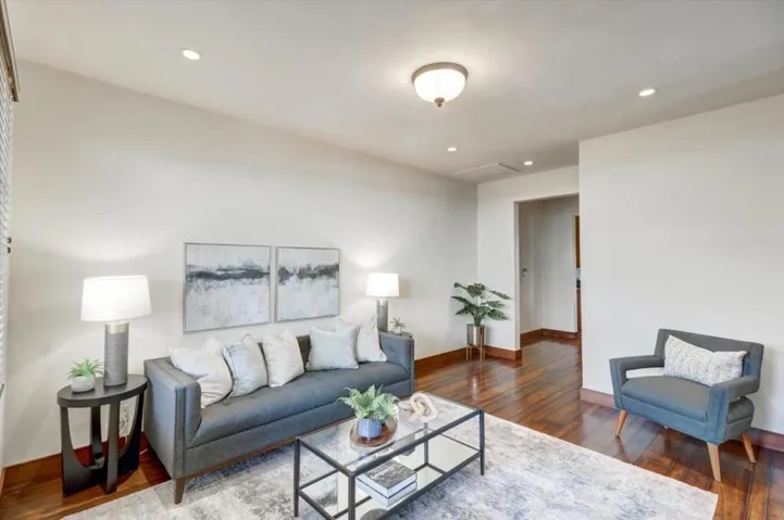 159 Longmeadow Drive, Los Gatos, California 95032