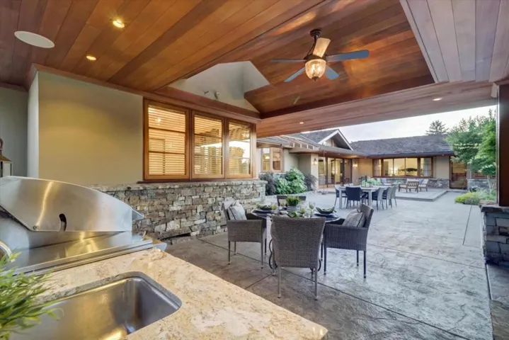 159 Longmeadow Drive, Los Gatos, California 95032