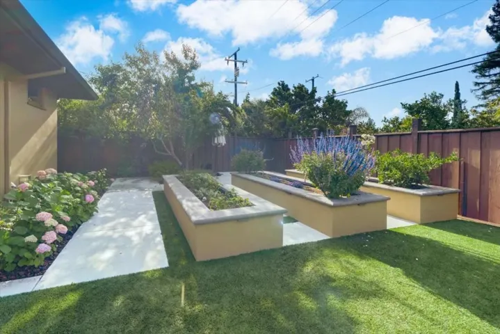 159 Longmeadow Drive, Los Gatos, California 95032