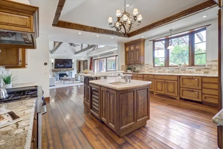 159 Longmeadow Drive, Los Gatos, California 95032