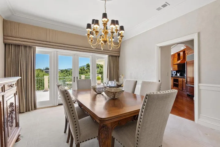 112 Madera Court, Los Gatos, California 95032