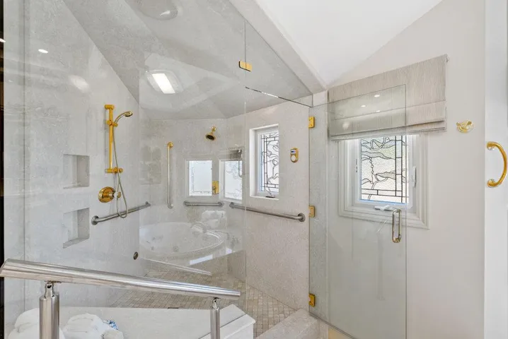 112 Madera Court, Los Gatos, California 95032