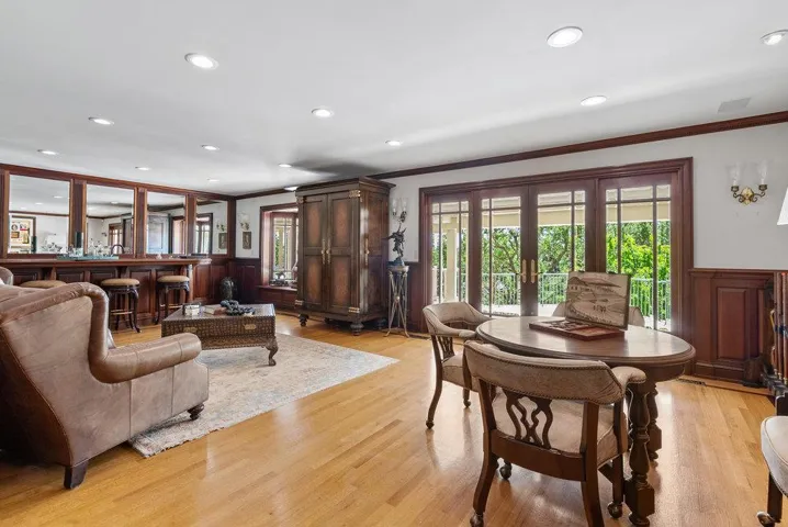 112 Madera Court, Los Gatos, California 95032