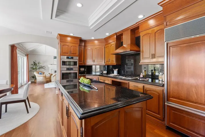 112 Madera Court, Los Gatos, California 95032