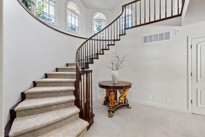 112 Madera Court, Los Gatos, California 95032