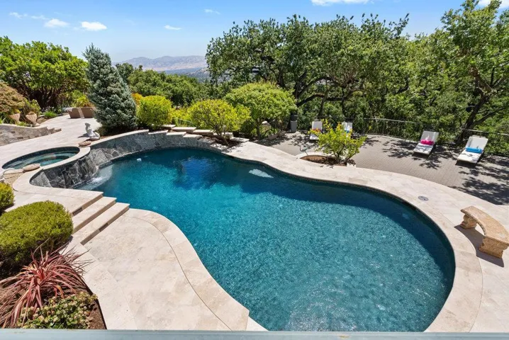 112 Madera Court, Los Gatos, California 95032