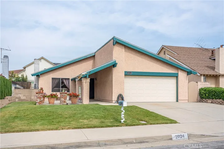 2024 Country Canyon Road, Hacienda Heights, California 91745