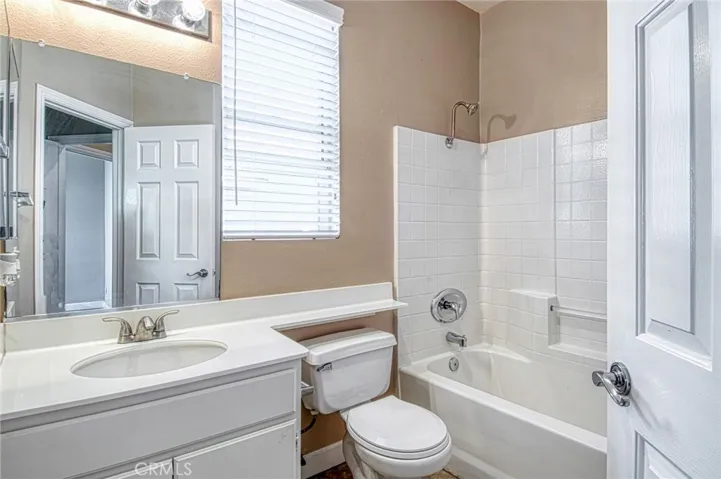 1066 S Positano Avenue 105, Anaheim Hills, California 92808