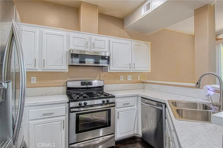 1066 S Positano Avenue 105, Anaheim Hills, California 92808