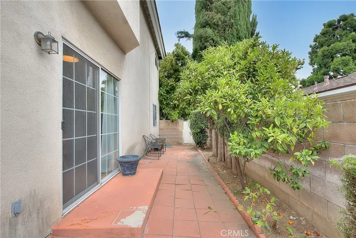 Side yard