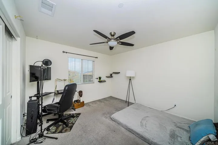 340 Falabella, Fallbrook, California 92028