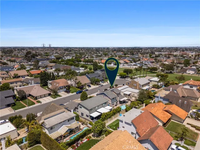 Beach close, two story, interior tract home on a quiet cul-de-sac street in one of the most desirable neighborhoods!
