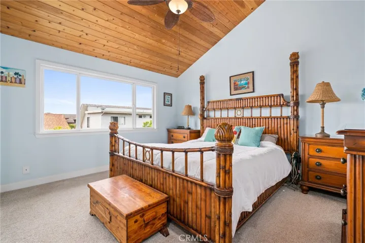 Off the bonus room is a large and 2nd master suite with vaulted ceilings and a ceiling fan!
