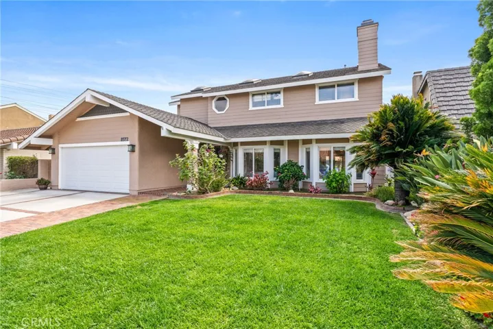 Welcome to 8572 Whitesails Circle!