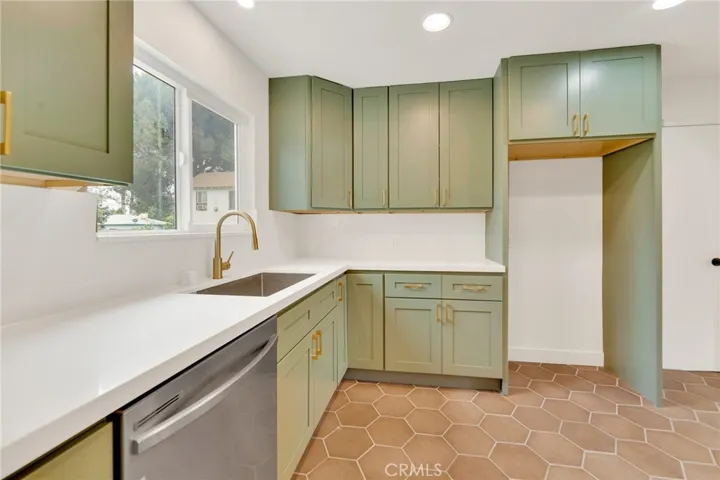 7041 Garden Drive, San Bernardino, California 92404
