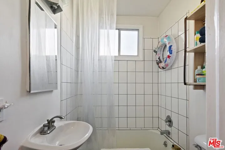 1614 Crescent Place, Venice, California 90291