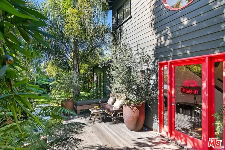 1614 Crescent Place, Venice, California 90291