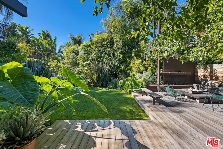 1614 Crescent Place, Venice, California 90291