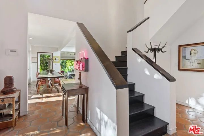 1614 Crescent Place, Venice, California 90291