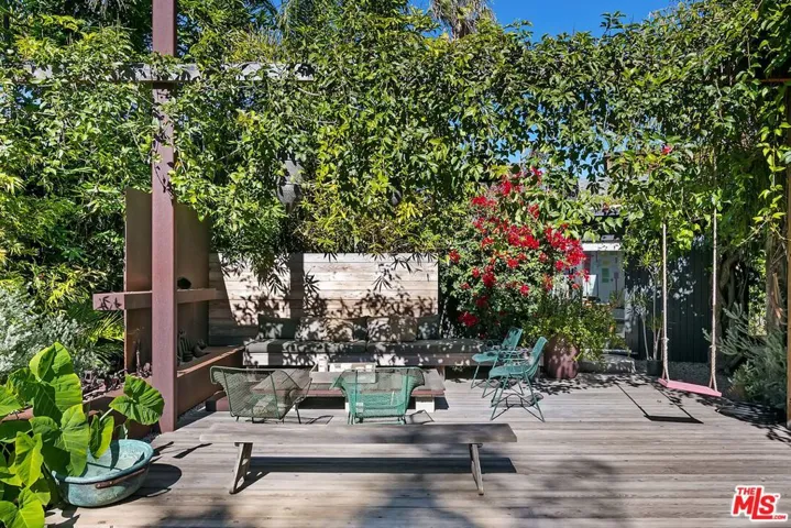 1614 Crescent Place, Venice, California 90291